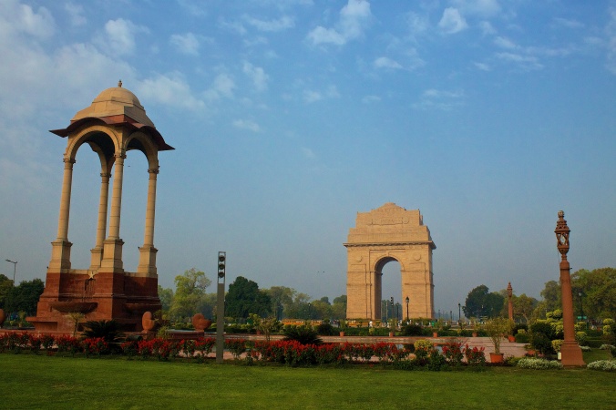 Canopy_near_India_Gate,_Delhi