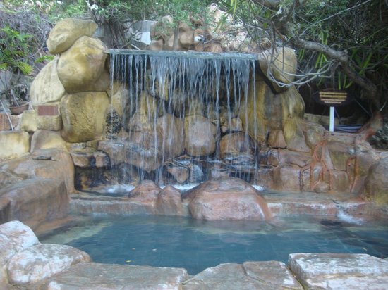 thap-ba-hot-springs